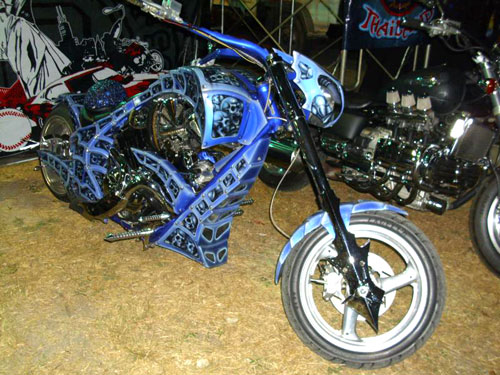 Herrliches blaues Bike in Bang Saen