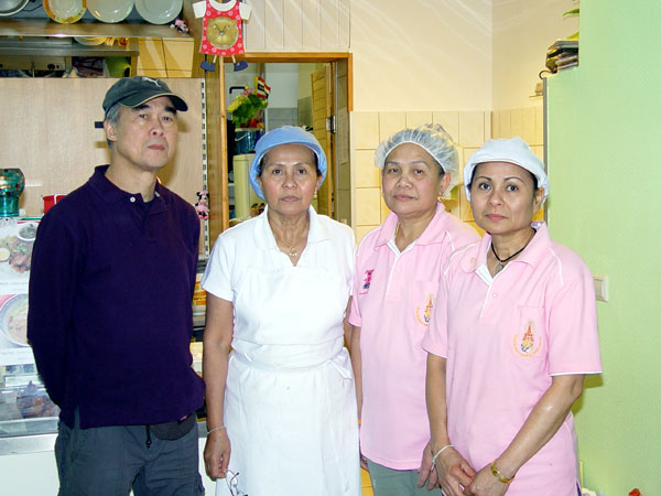 Die Betreiber des guten Thaiimbisses Sakorn in der Kantstrasse 105