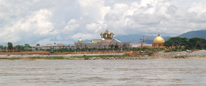 Das neue Spielkasino mit Hotel und Vergnügungspark der Chinesen in Laos.