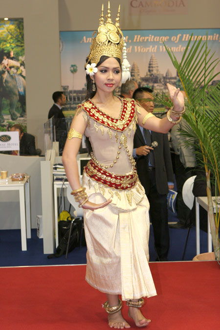 Kambodscha-Tänzerin auf der ITB 2012