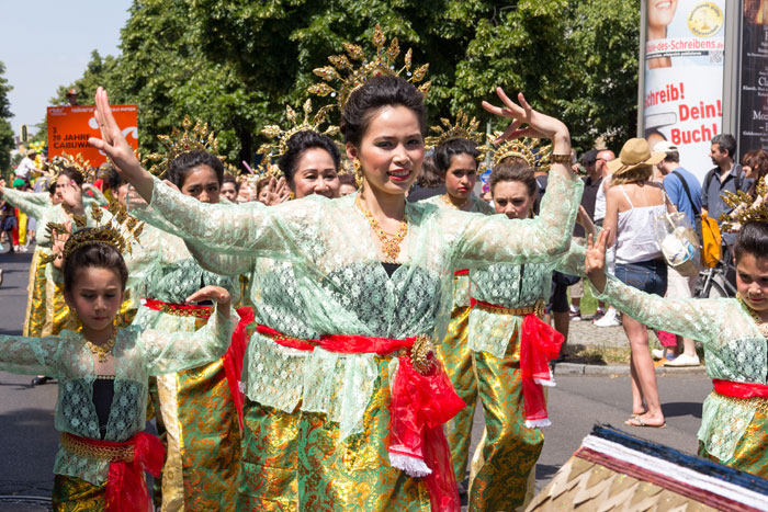 Thai-Tänzerinnnen beim Karneval der Kulturen 2014