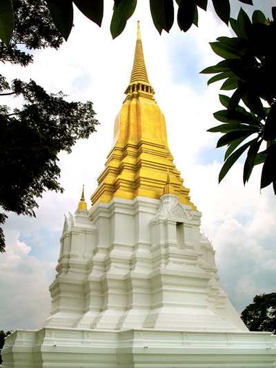 Chedi Phra Sri Suriyothai