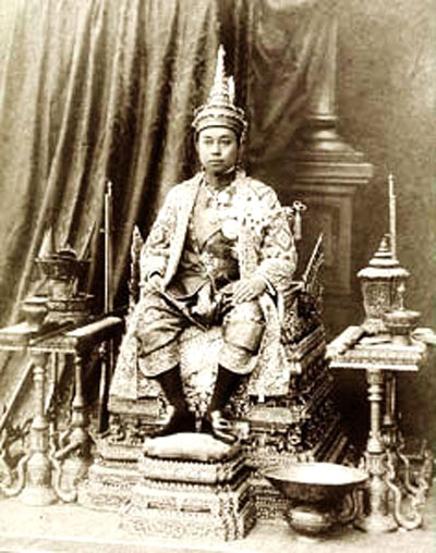 König Vajiravudh - Rama VI. bei der Krönung 1910