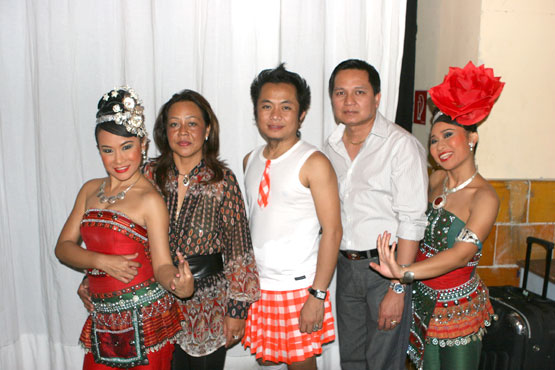 Veranstalter Sombat mit Pong Lang Sa-On 2008