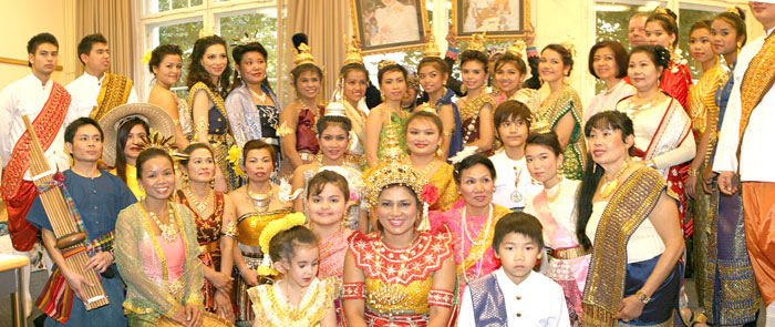 Alle Thaitänzer beim MekongLänderTag 2009.