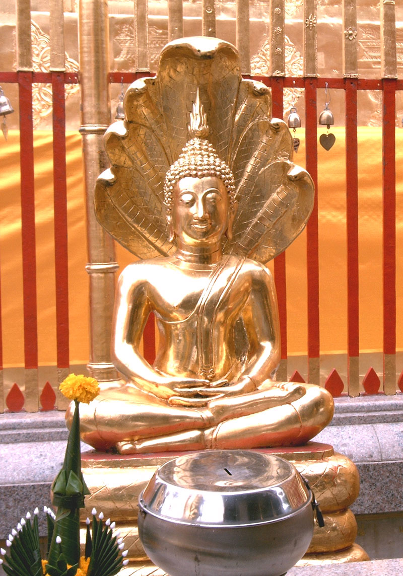 Buddha im Wat Doi Suthep in Chiang Mai, Foto: Ulrich Nuoffer